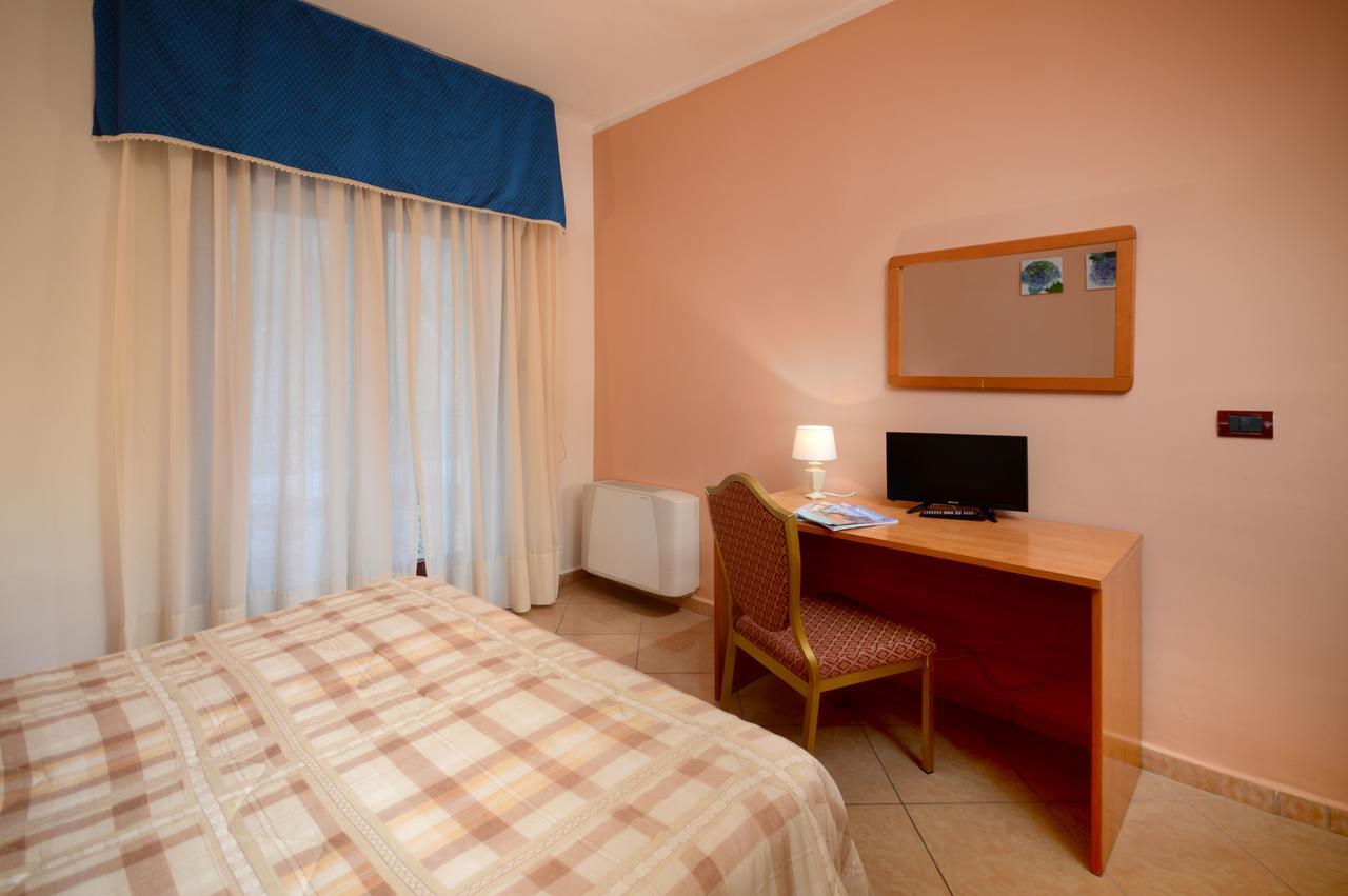 Royal Hotel Montevergine Ospedaletto dʼAlpinolo Zewnętrze zdjęcie